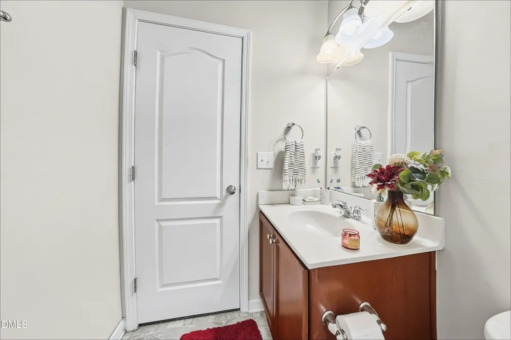 828 Poplar Street Durham, NC 27703