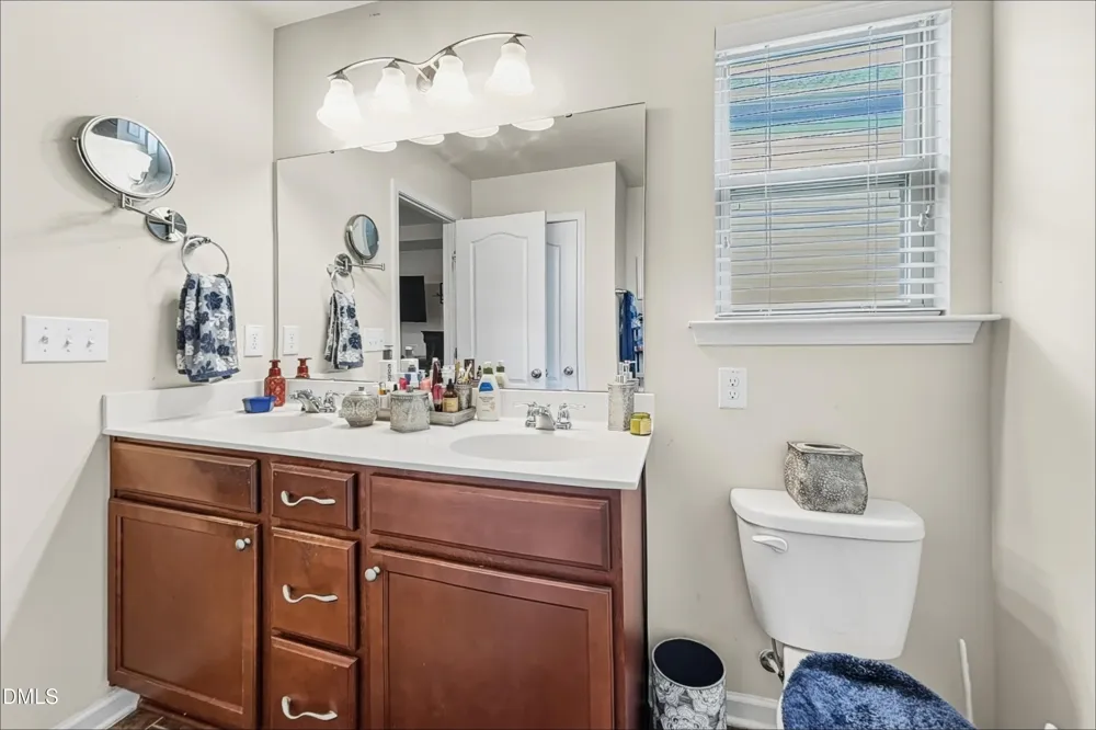 828 Poplar Street Durham, NC 27703