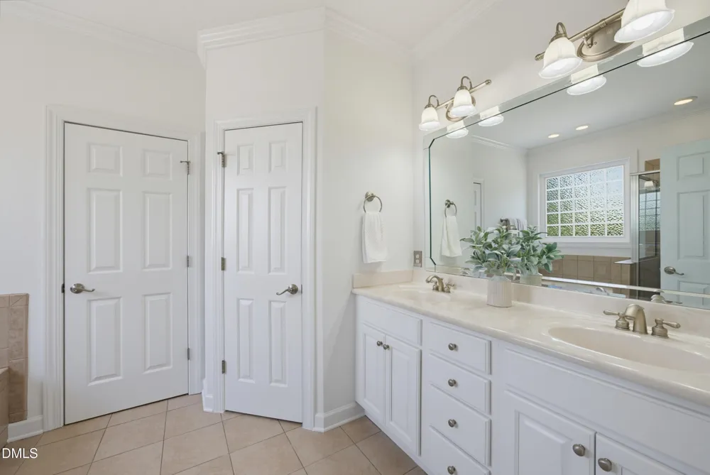 2912 Oak Bridge Drive Raleigh, NC 27610