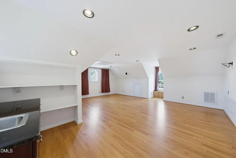 2912 Oak Bridge Drive Raleigh, NC 27610