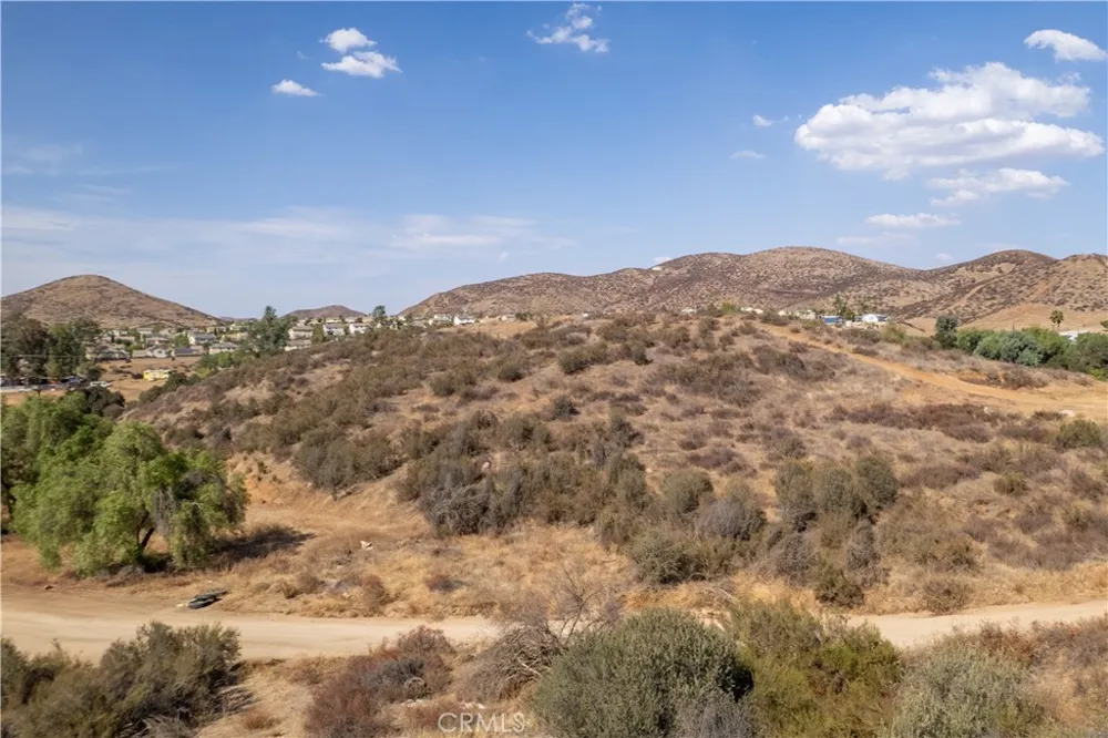 YUCCA Menifee, CA 92584