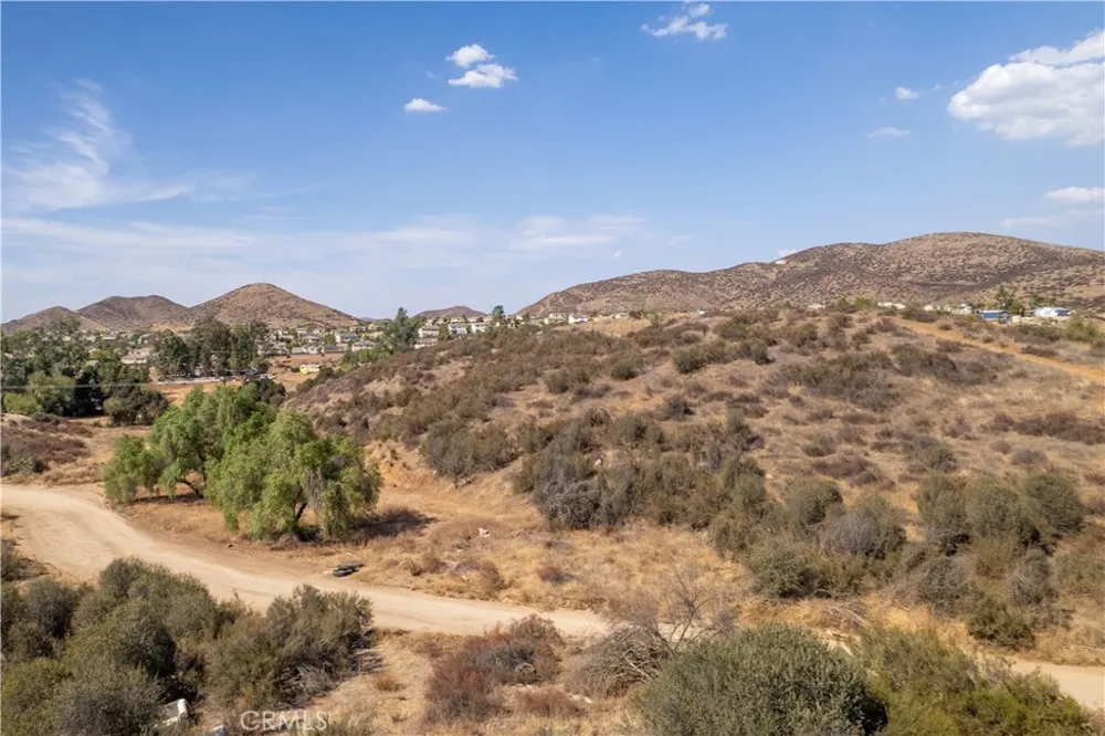 YUCCA Menifee, CA 92584