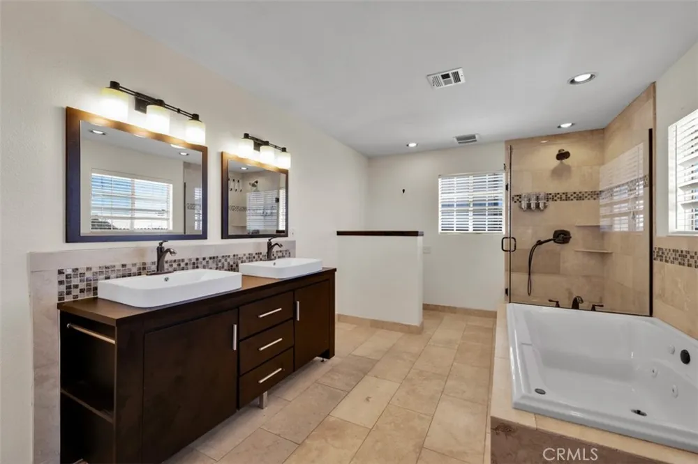 58832 Natoma Yucca Valley, CA 92284