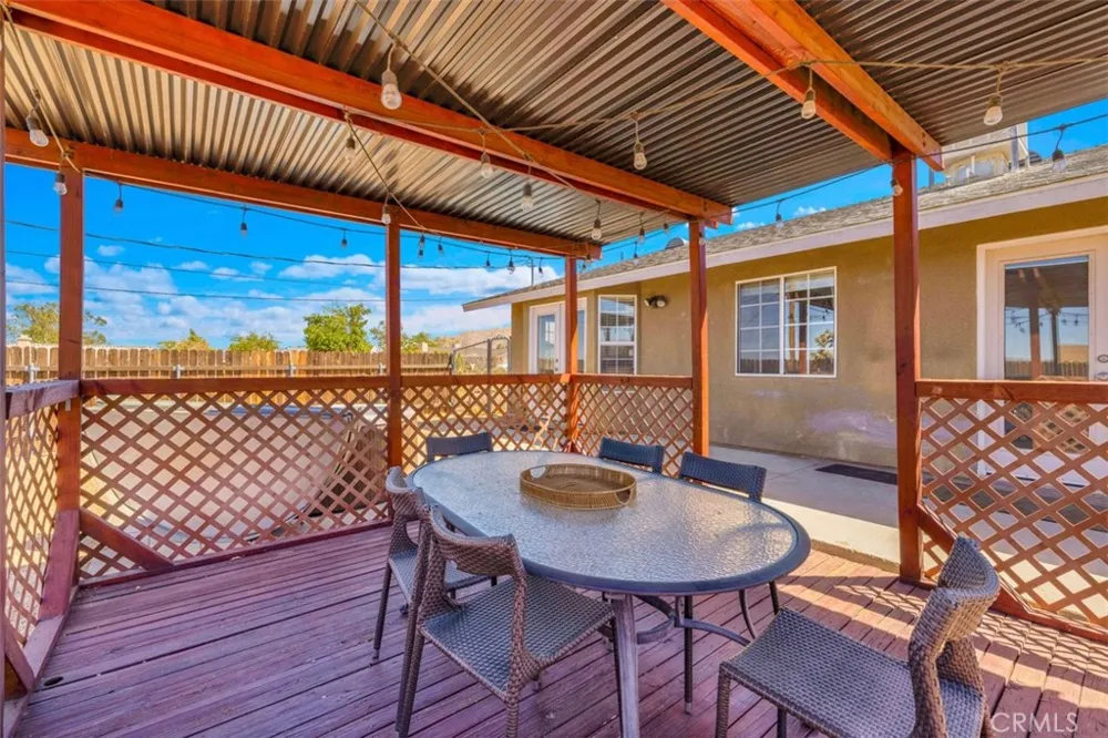 58832 Natoma Yucca Valley, CA 92284