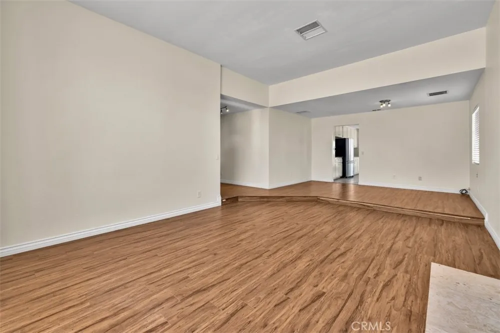 58832 Natoma Yucca Valley, CA 92284