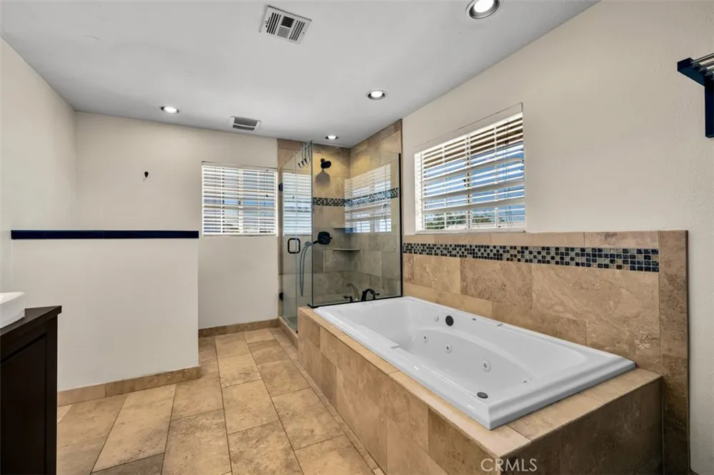 58832 Natoma Yucca Valley, CA 92284