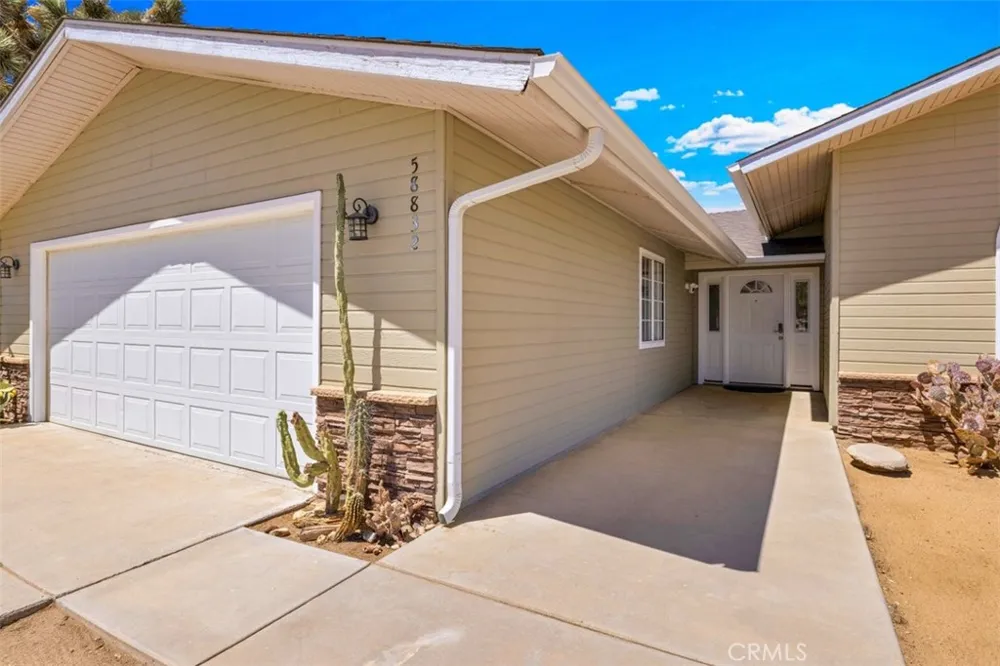 58832 Natoma Yucca Valley, CA 92284