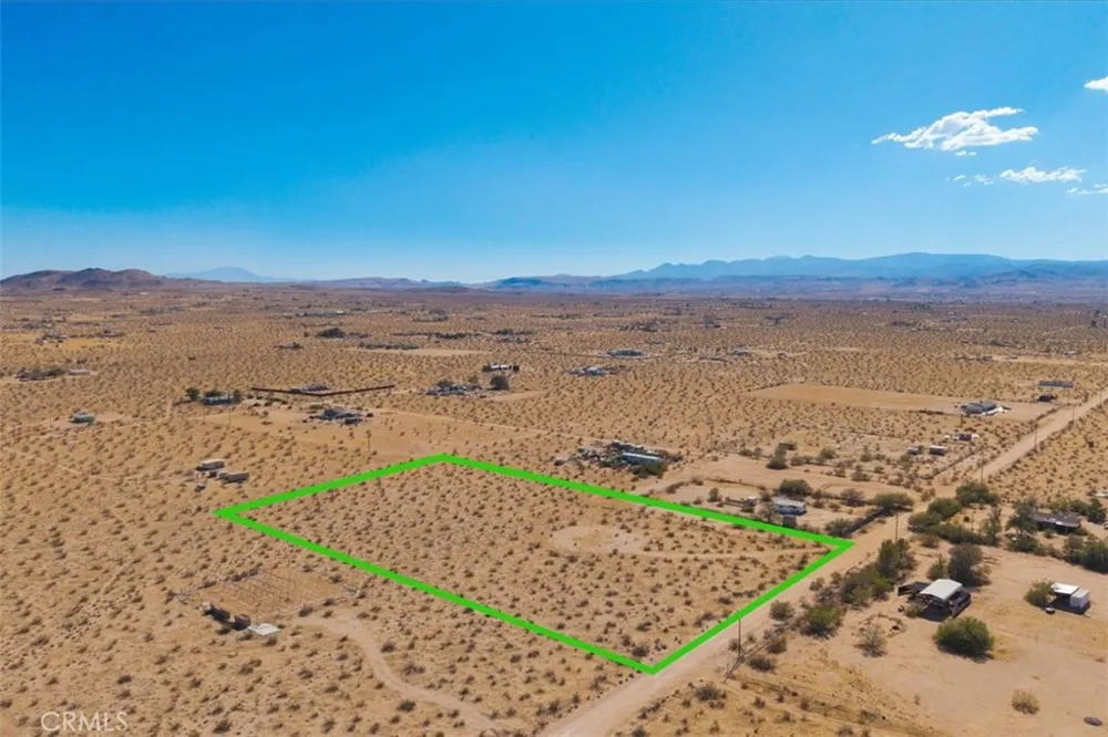 60309 Applegate Way Landers, CA 92285