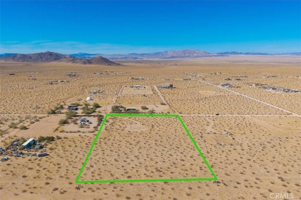 60309 Applegate Way Landers, CA 92285