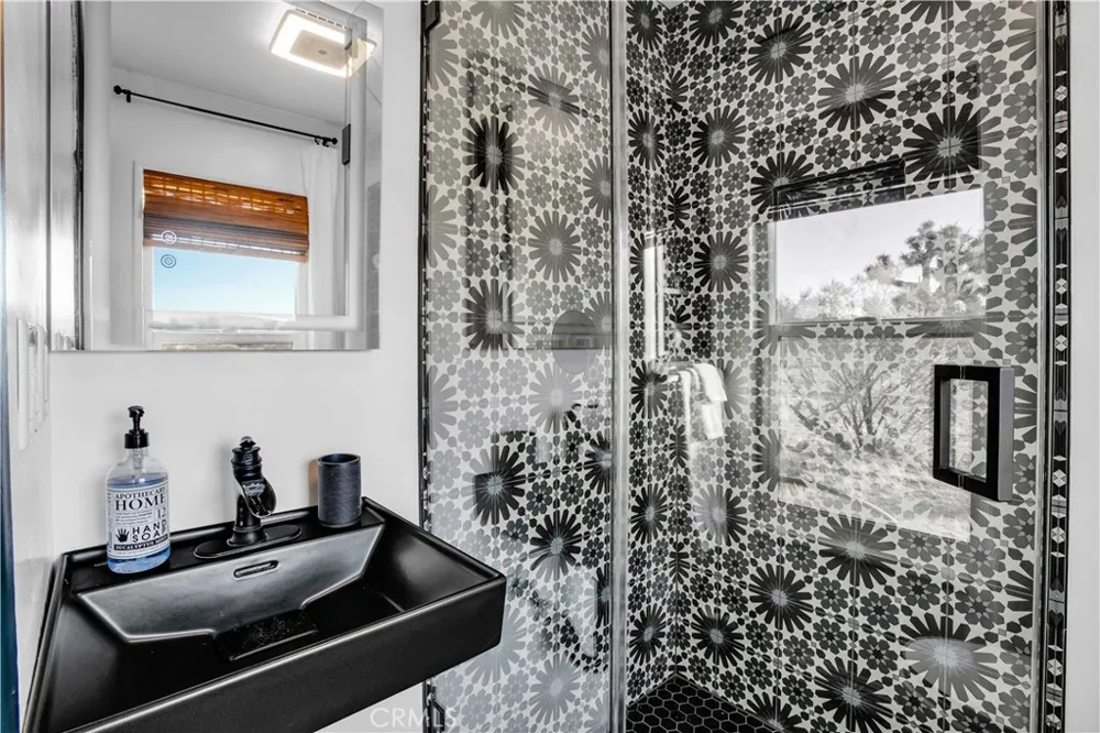 3567 Condalia Avenue Yucca Valley, CA 92284