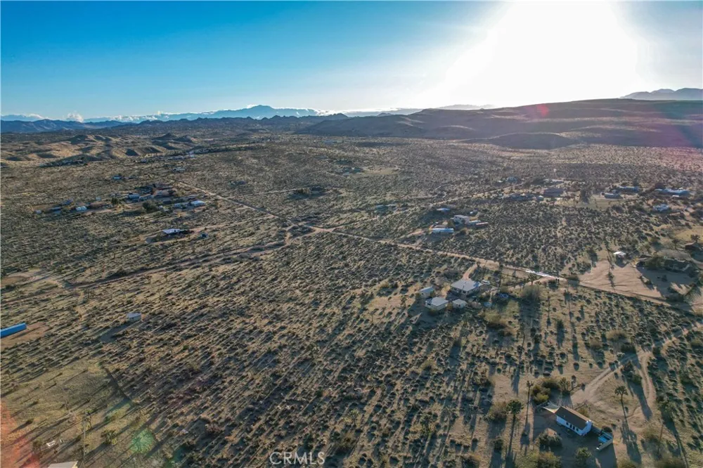3567 Condalia Avenue Yucca Valley, CA 92284