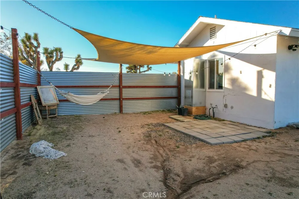 3567 Condalia Avenue Yucca Valley, CA 92284