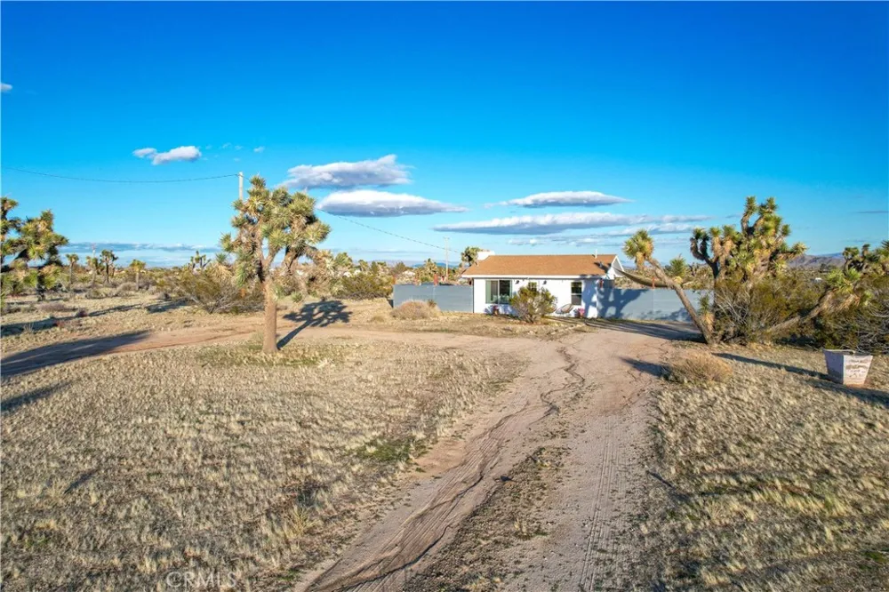 3567 Condalia Avenue Yucca Valley, CA 92284