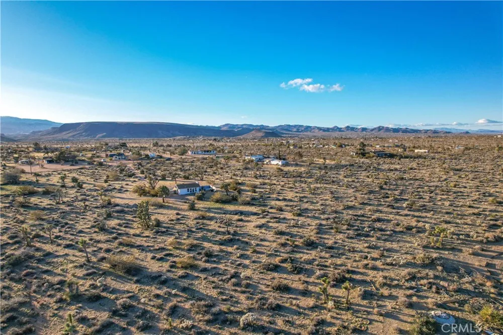 3567 Condalia Avenue Yucca Valley, CA 92284