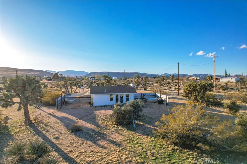 3567 Condalia Avenue Yucca Valley, CA 92284
