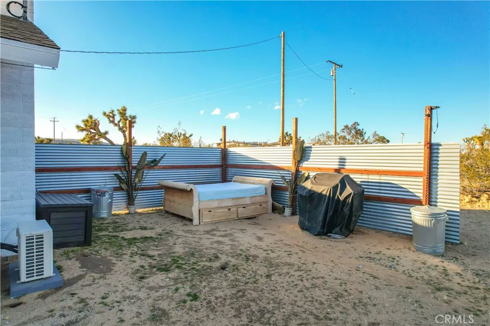 3567 Condalia Avenue Yucca Valley, CA 92284