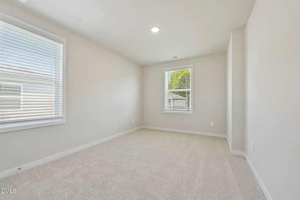 2424 Rosewood Bluff Drive Zebulon, NC 27597