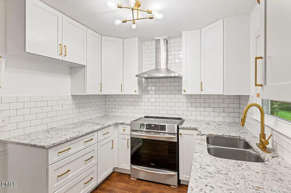 7713 Longstreet Drive Raleigh, NC 27615