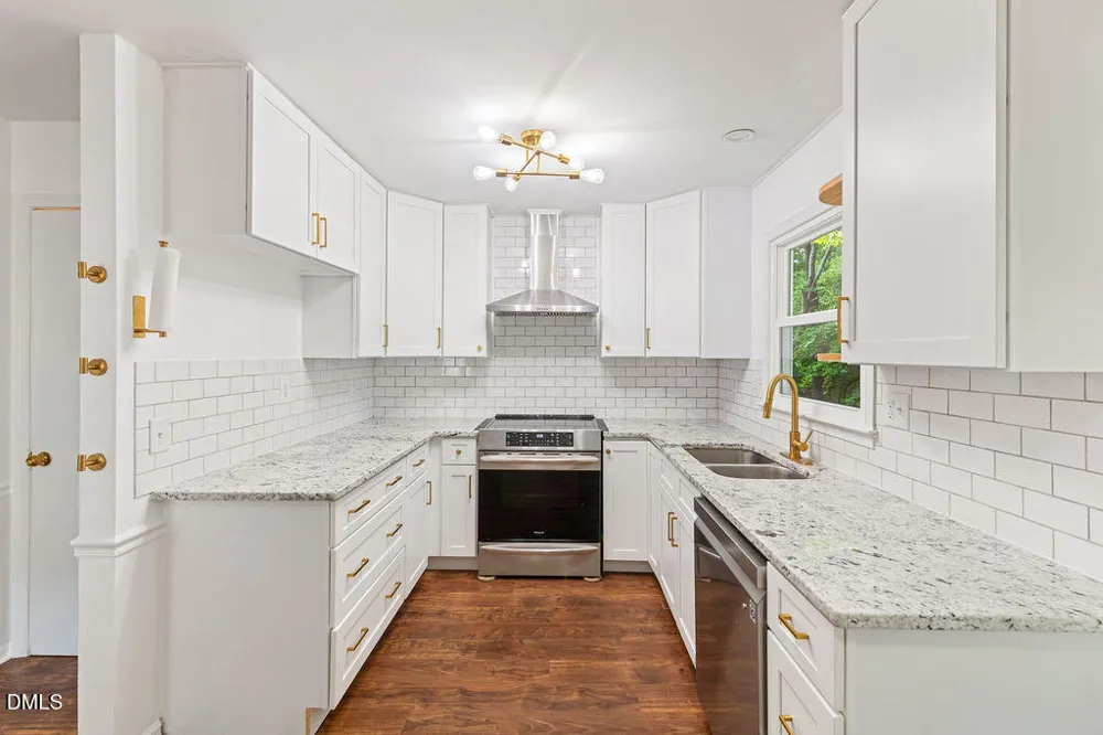 7713 Longstreet Drive Raleigh, NC 27615