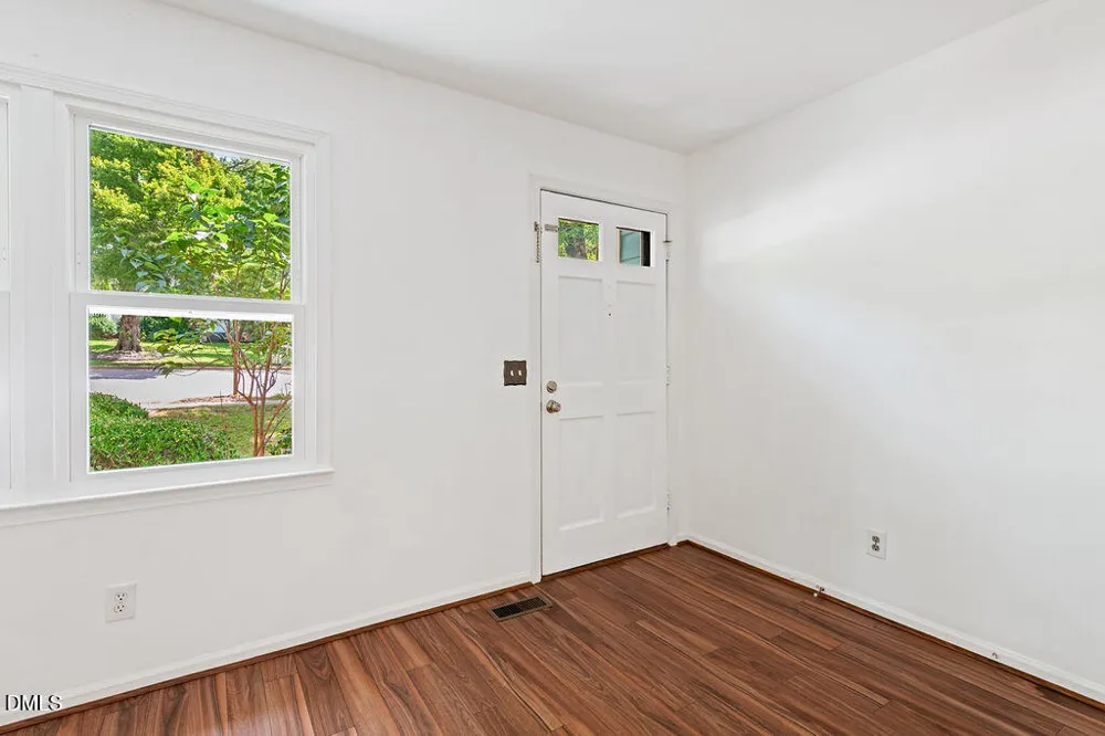 7713 Longstreet Drive Raleigh, NC 27615