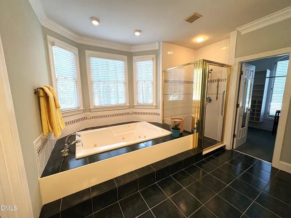 306 Lakeside Circle Zebulon, NC 27597