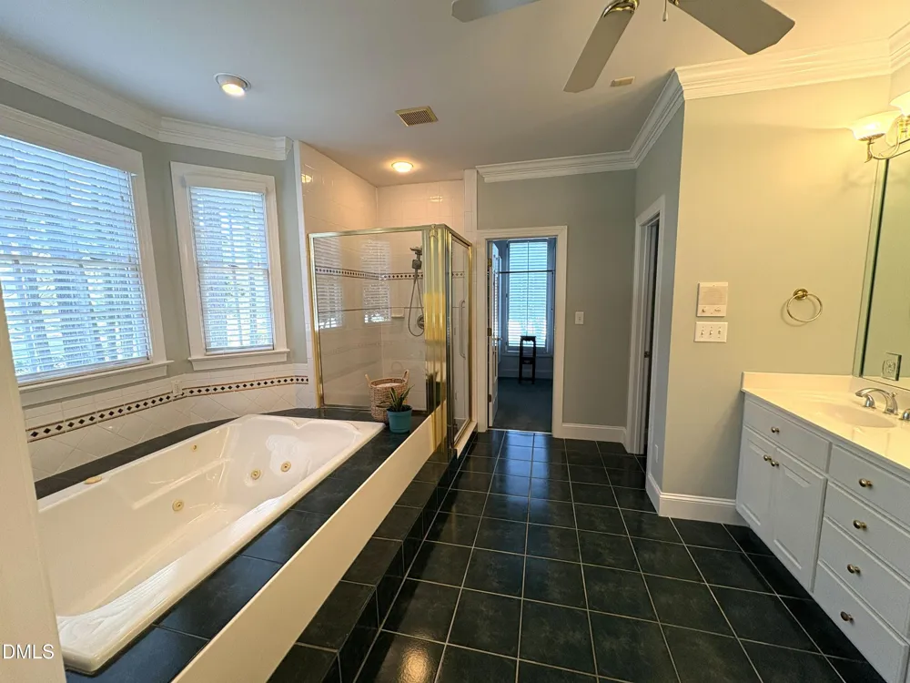 306 Lakeside Circle Zebulon, NC 27597