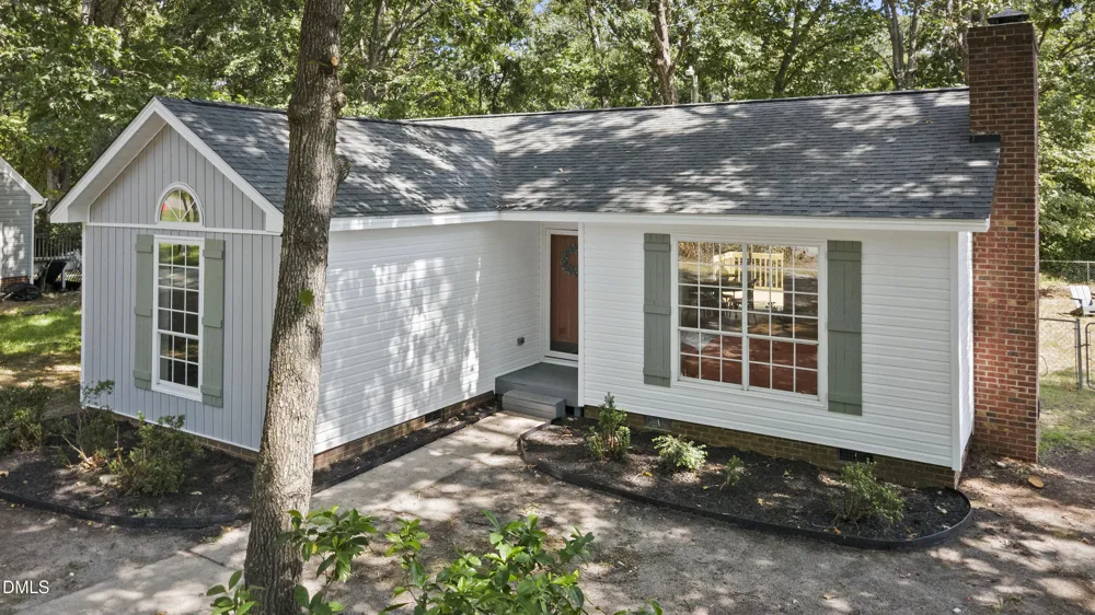 5109 Briarwood Drive Sanford, NC 27332