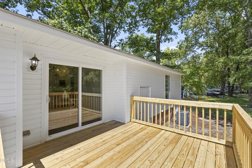 5109 Briarwood Drive Sanford, NC 27332