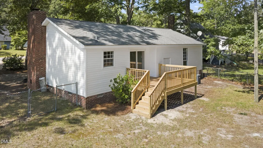 5109 Briarwood Drive Sanford, NC 27332