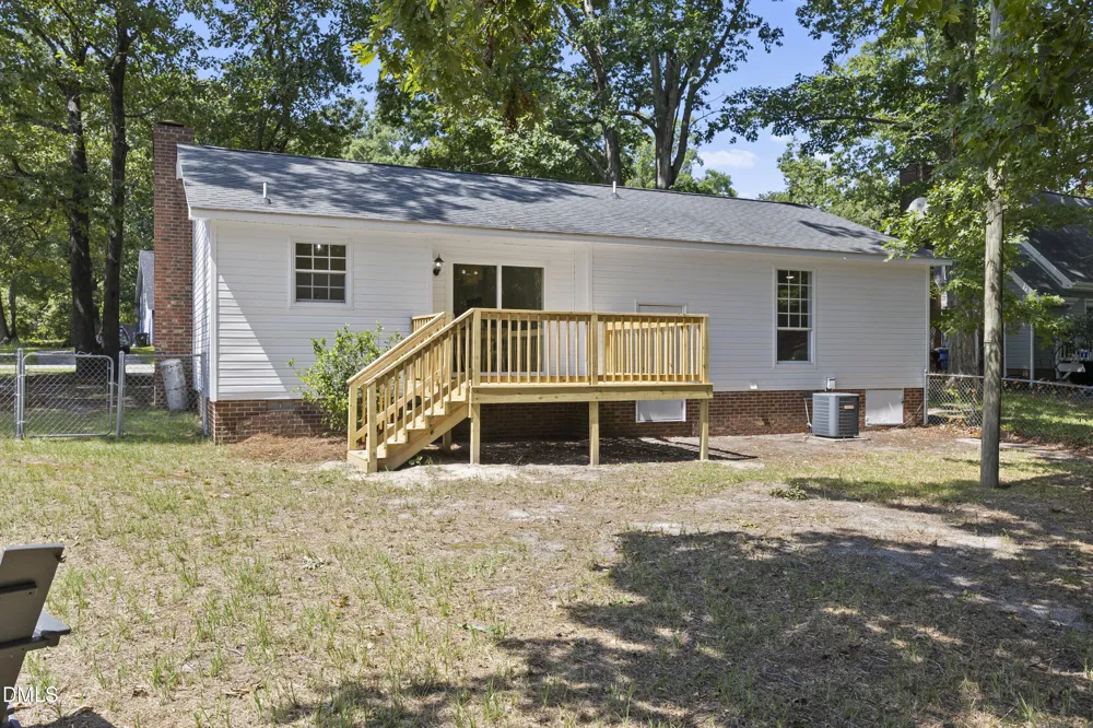 5109 Briarwood Drive Sanford, NC 27332