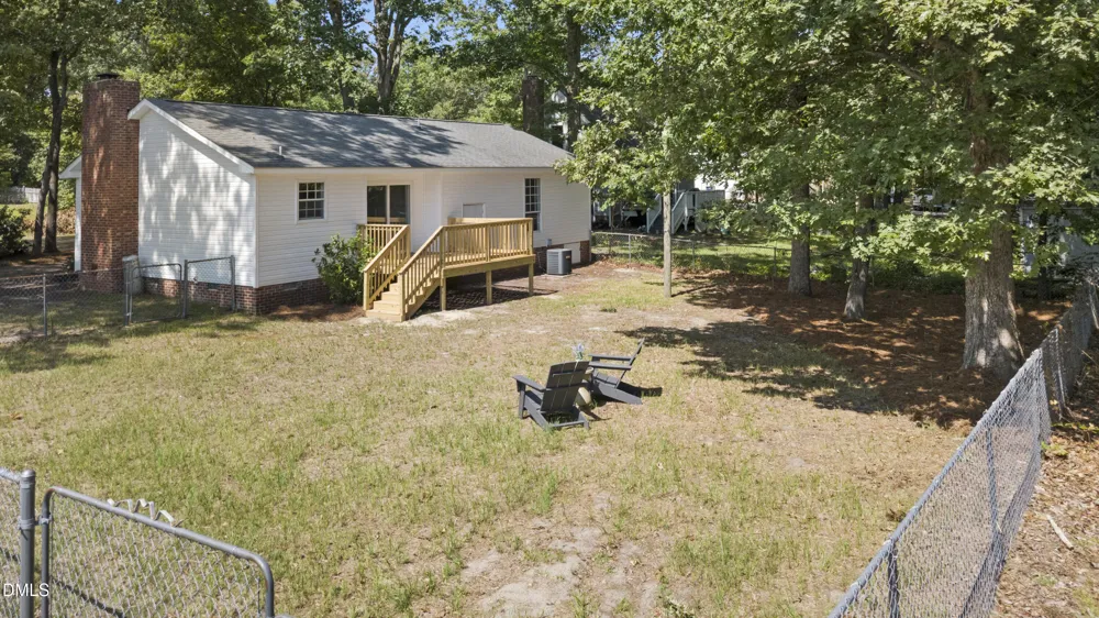 5109 Briarwood Drive Sanford, NC 27332