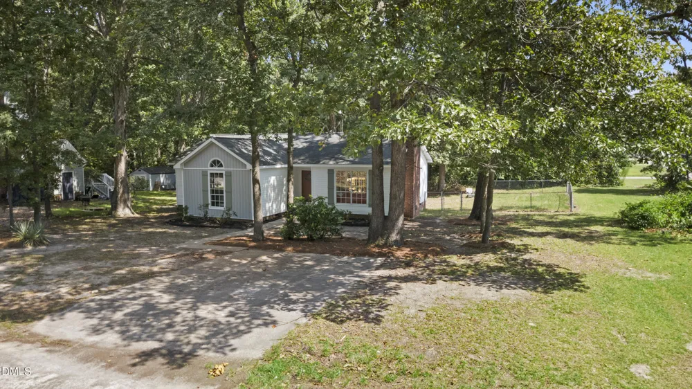 5109 Briarwood Drive Sanford, NC 27332