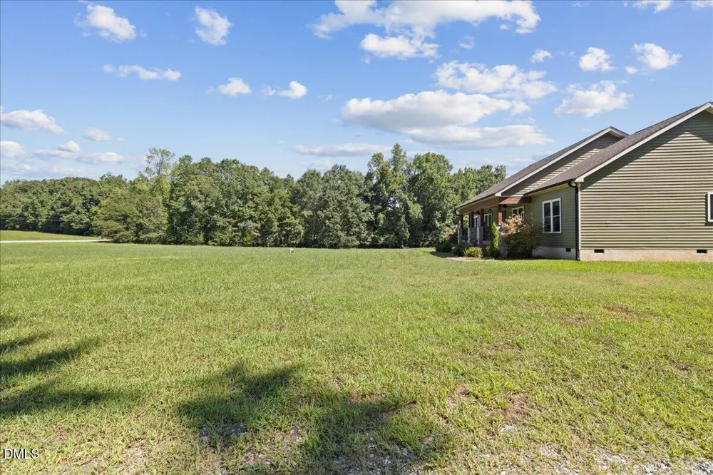 11208 Range Road Rougemont, NC 27572