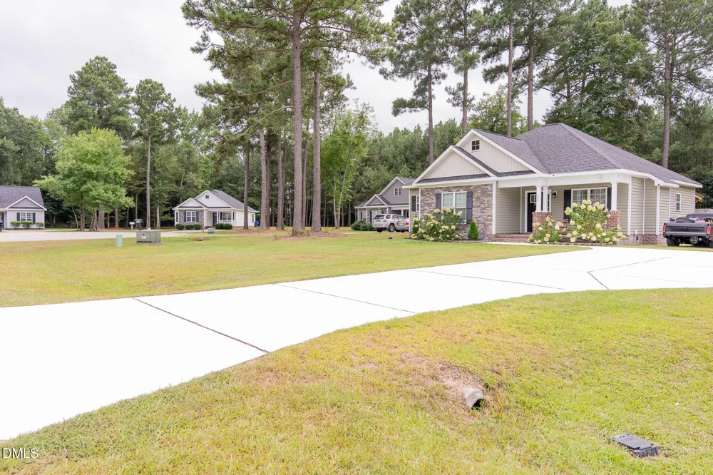 704 Par Drive Nashville, NC 27856
