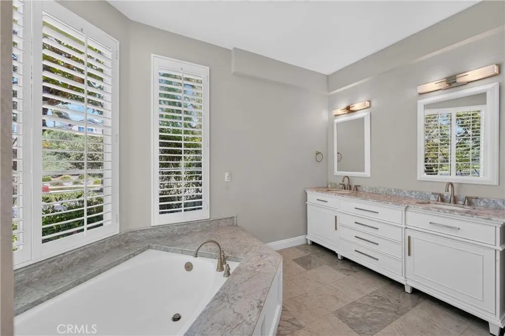 55 La Paloma Dana Point, CA 92629