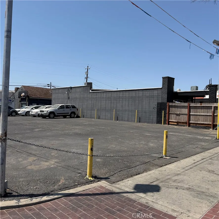 210 W Main Merced, CA 95340