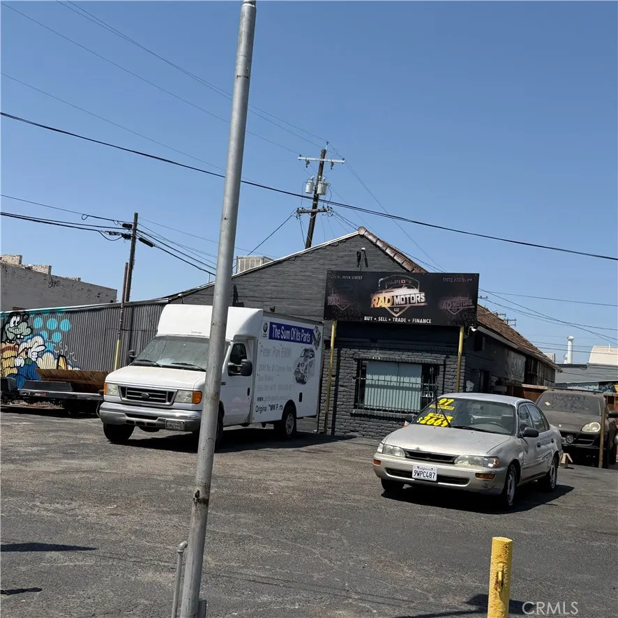 210 W Main Merced, CA 95340