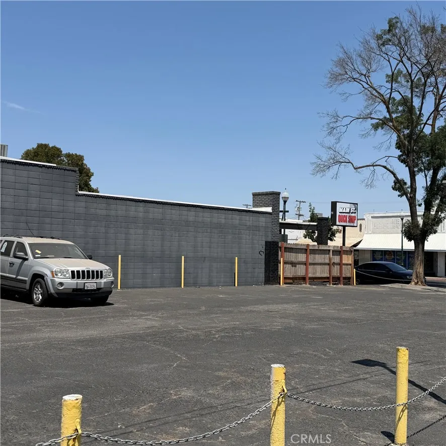 210 W Main Merced, CA 95340