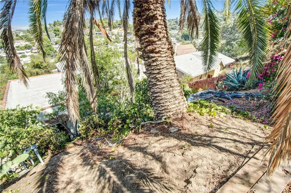 3064 Isabel Los Angeles, CA 90065