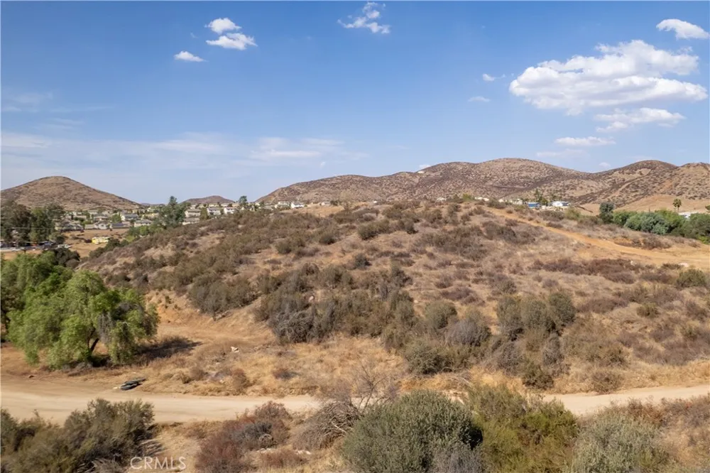 YUCCA Menifee, CA 92584