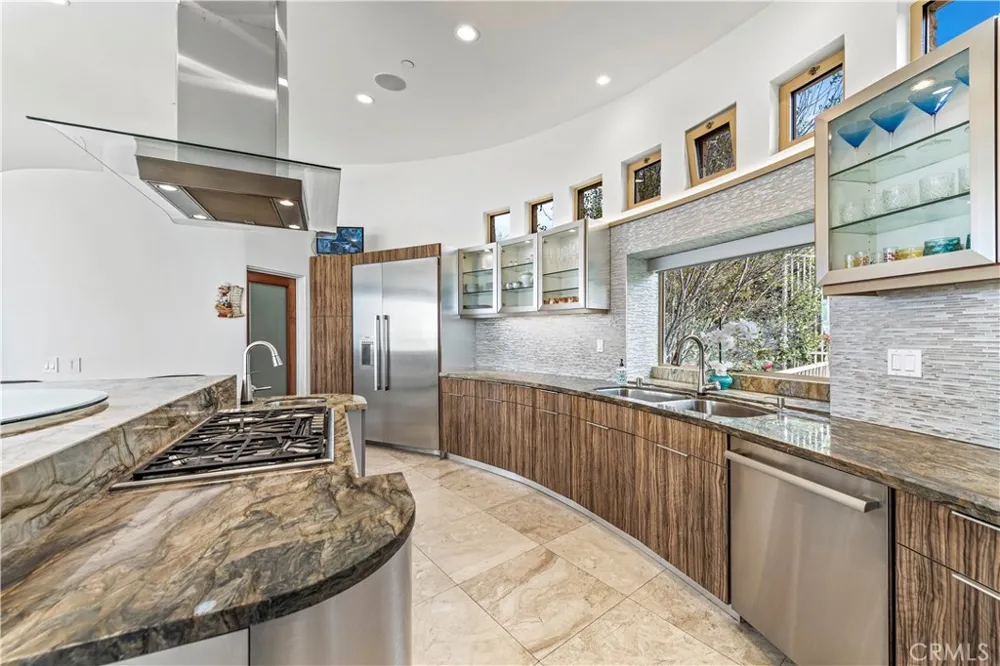 1005 Madison Place Laguna Beach, CA 92651