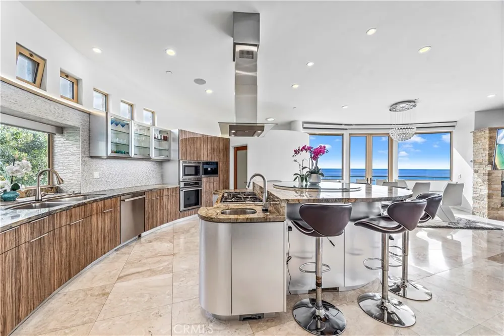 1005 Madison Place Laguna Beach, CA 92651