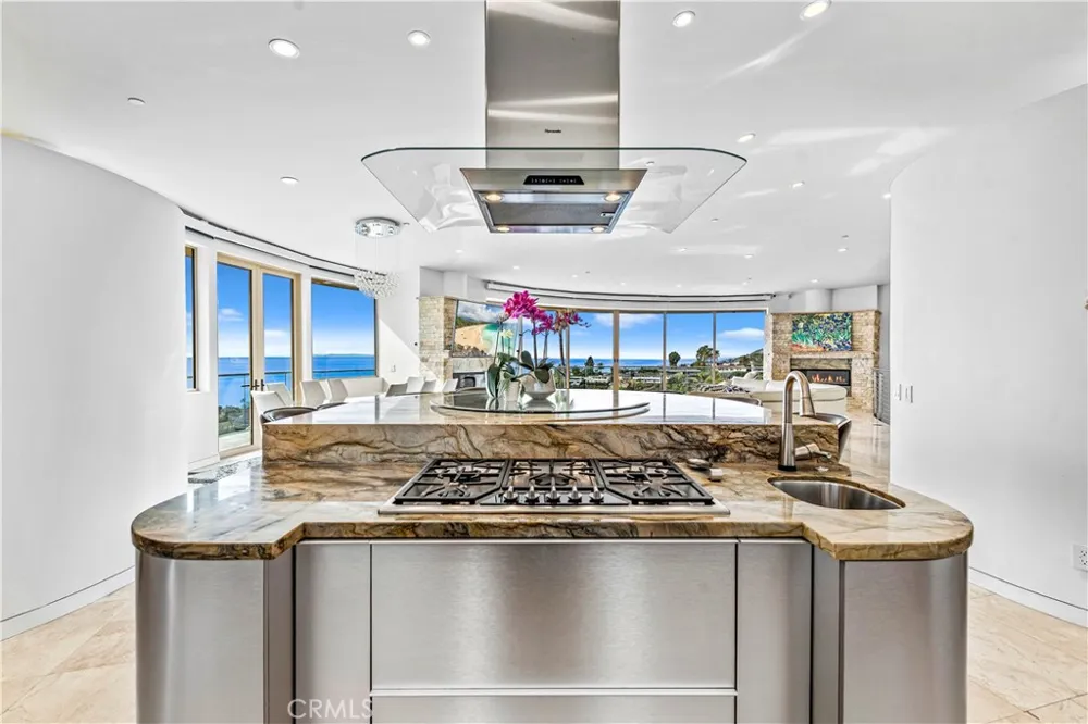 1005 Madison Place Laguna Beach, CA 92651