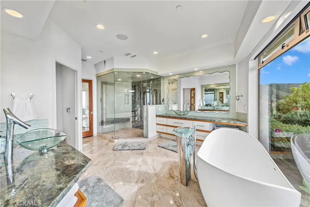 1005 Madison Place Laguna Beach, CA 92651