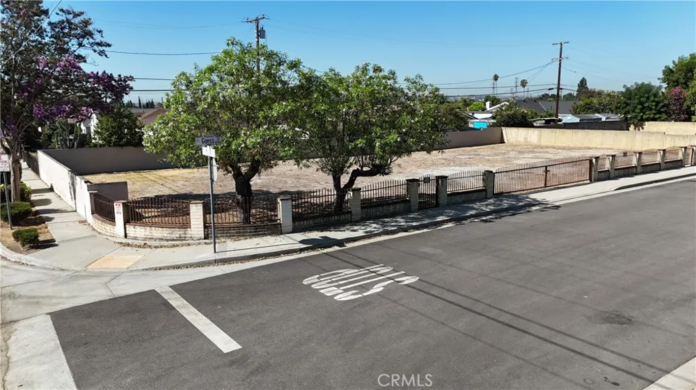 8774 Guess Rosemead, CA 91770