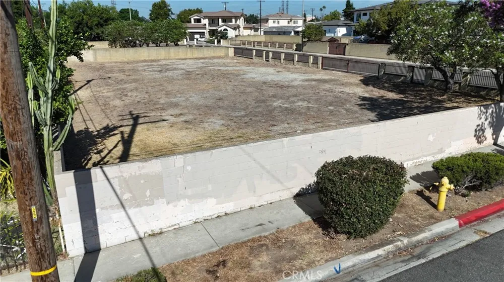 8774 Guess Rosemead, CA 91770