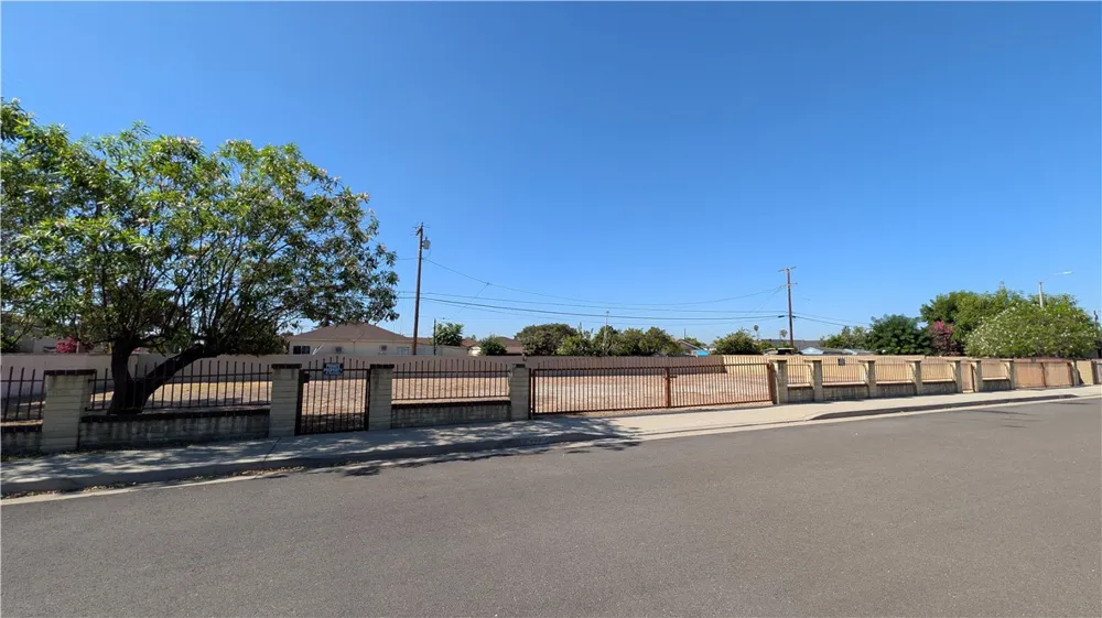 8774 Guess Rosemead, CA 91770