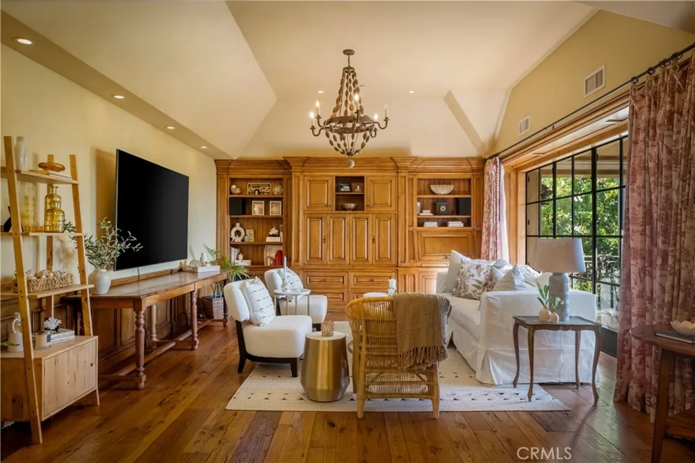 346 Via Lido Soud Newport Beach, CA 92663
