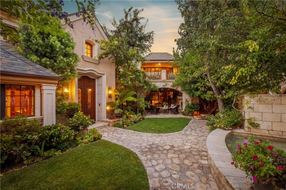 346 Via Lido Soud Newport Beach, CA 92663
