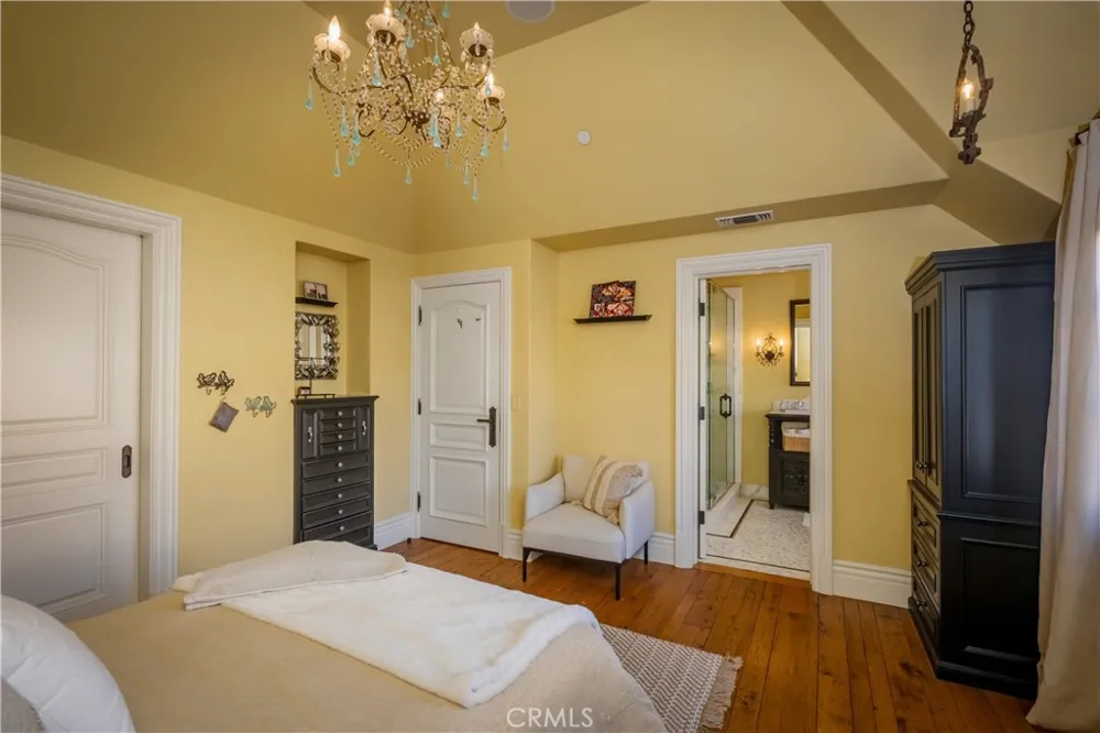 346 Via Lido Soud Newport Beach, CA 92663